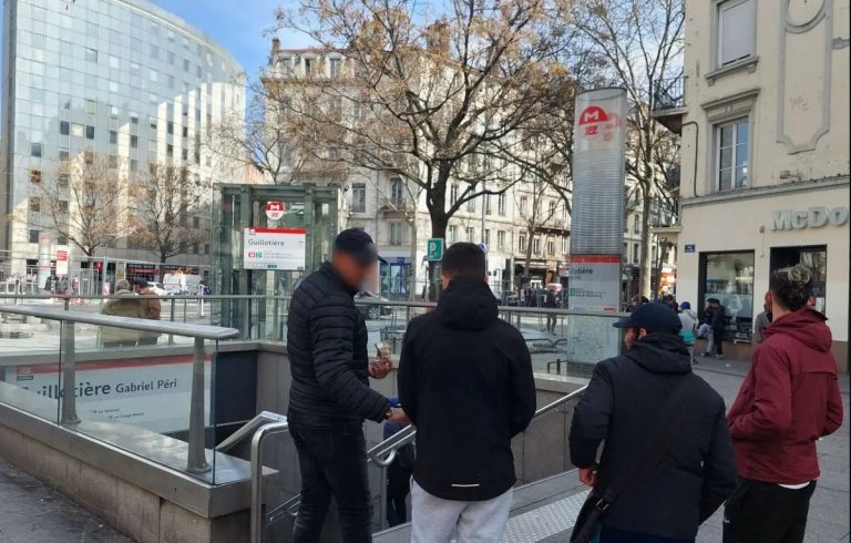 Violente Agression Homophobe Dans Le Quartier De La Guilloti Re Lyon