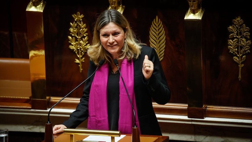 Yaël Braun Pivet propose pour 2025 que 25 des députés soient élus au