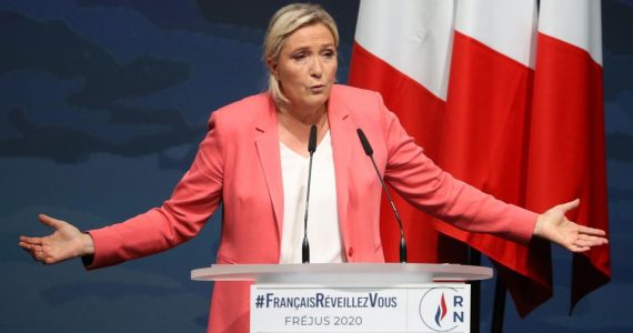 Le slogan «Réveillez-vous», utilisé par Marine Le Pen à Fréjus, est-il le même que celui utilisé par le parti nazi ?