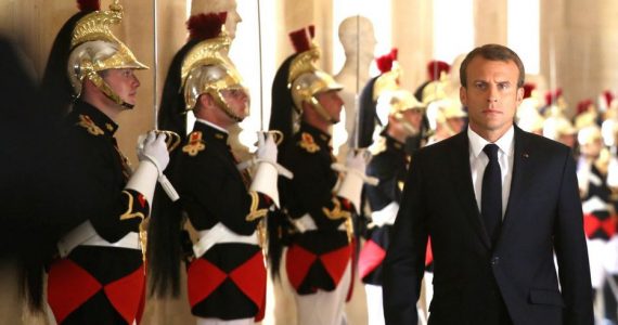 Communautarisme, laïcité… au Panthéon, Macron veut tenter de reprendre la main