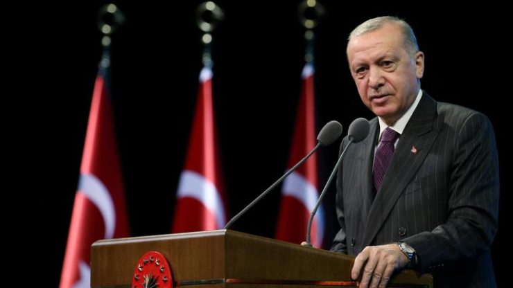 Islam : Erdogan dénonce les déclarations de Macron comme «une provocation»