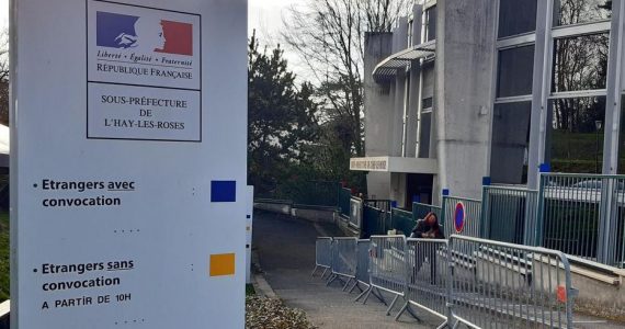 Le bienfaiteur aux huit maîtresses achetait des faveurs à la fonctionnaire de la sous-préfecture du Val-de-Marne