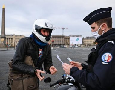 L'exécutif renonce finalement à l'attestation de sortie en journée