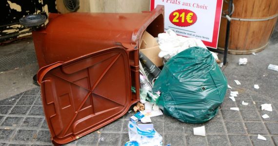 "SaccageParis" : faire du sale pour avoir du propre