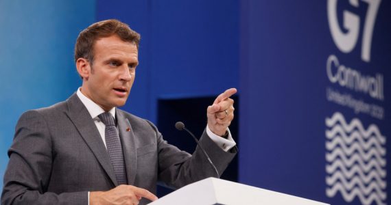 G7 : contre le vote nationaliste, Macron prône des décisions internationales "utiles"