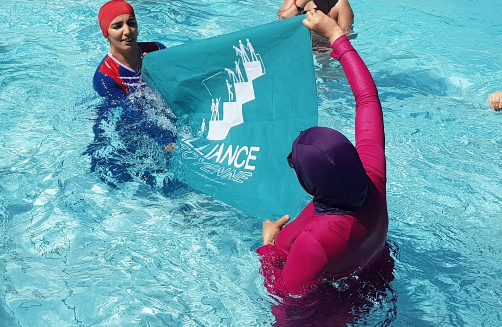 Burkini Dans Les Piscines De Grenoble Que Dit La Loi En France My Xxx