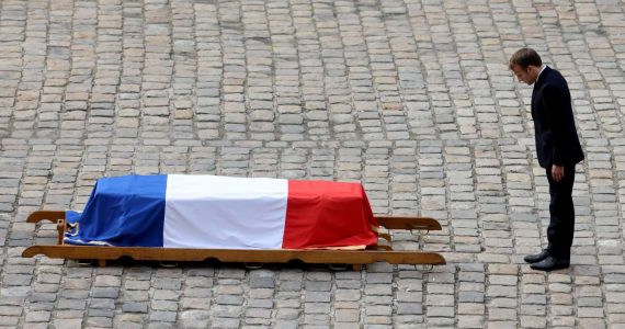 En rendant hommage à Hubert Germain et Joséphine Baker, Emmanuel Macron entend passer un message contre l’extrême droite