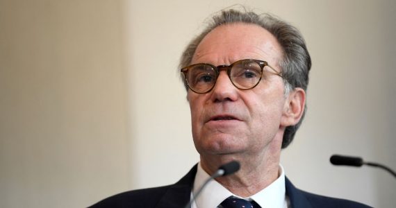 Renaud Muselier, président de la région Provence-Alpes-Côte d'Azur, annonce qu'il quitte Les Républicains