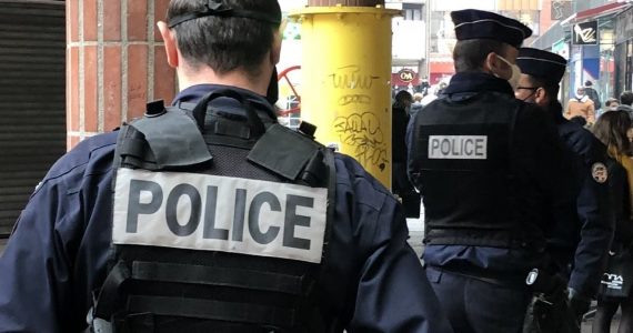 Quatre adolescents agressés au couteau et à la batte de baseball par une bande rivale devant le lycée d'Ermont