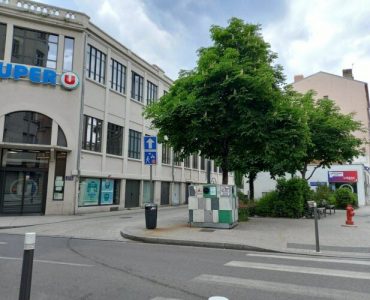 Métropole de Lyon Coup de couteau en pleine rue à Villeurbanne