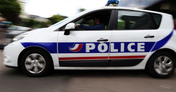 Fréjus: un SDF meurt percuté par une voiture, le suspect interpellé après un délit de fuite