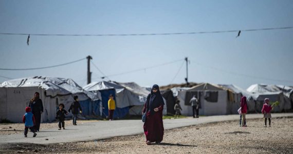 Syrie : la France rapatrie une femme et ses deux enfants