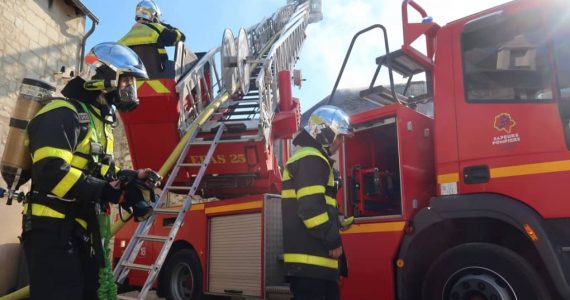 Tours : quatre pompiers agressés par des jeunes lors d’une manifestation au lycée Balzac