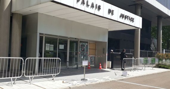 Nanterre : une magistrate de 44 ans succombe à un malaise en pleine audience