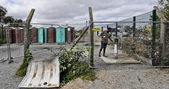 Un diplôme universitaire pour accompagner les migrants à la frontière franco-britannique