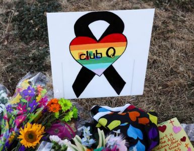 Tuerie dans le Colorado : le tireur devrait répondre de meurtres aggravés d'homophobie