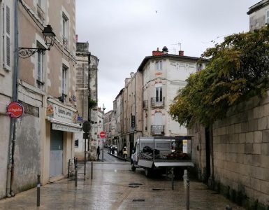 La Rochelle : un skinhead antiraciste condamné pour un coup de couteau