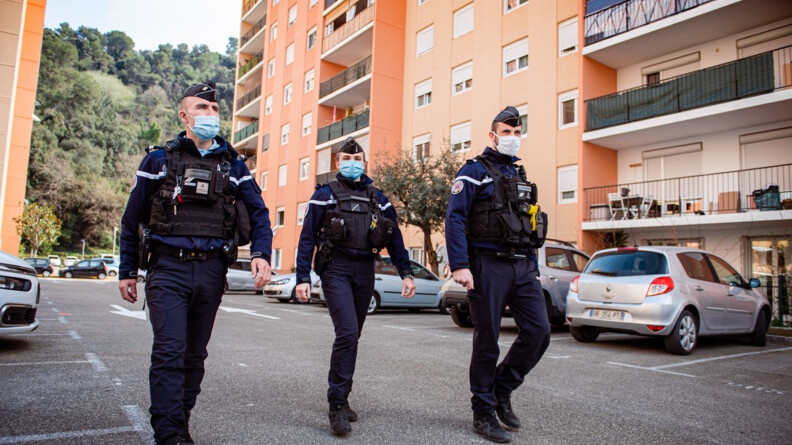 La Trinité 06 Un Gendarme Blessé Lors De Linterpellation Houleuse Dissam B Actuellement 5956