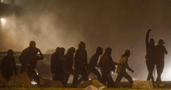 Émeutes: Baptiste, Achille et Matheo interpellés au centre commercial Auchan Vélizy2 venaient de quartiers bourgeois