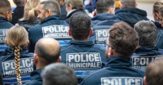 Émeutes : la prochaine fois, «je regarderai faire», à Marseille la lassitude des policiers