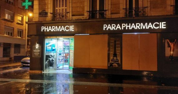 Série de cambriolages dans les commerces du XVe : deux jeunes condamnés pour un vol dans une pharmacie