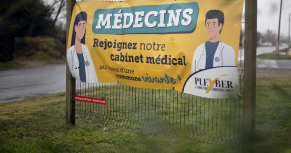 « Les déserts médicaux ne justifient pas de brader le niveau des futurs praticiens du pays »