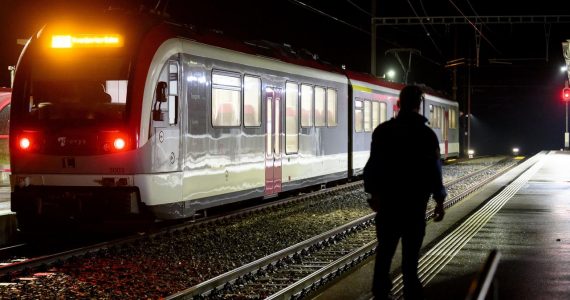 Prise d'otages dans un train près d'Yverdon: les passagers libérés, l'assaillant tué durant l'assaut