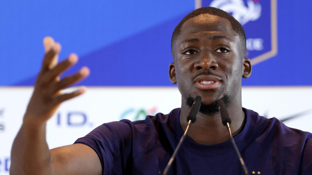 Ibrahima Konaté, footballeur de l'équipe de France, qui avait déjà pris ...