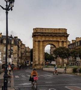 Bordeaux : un agresseur au couteau interpellé et écroué