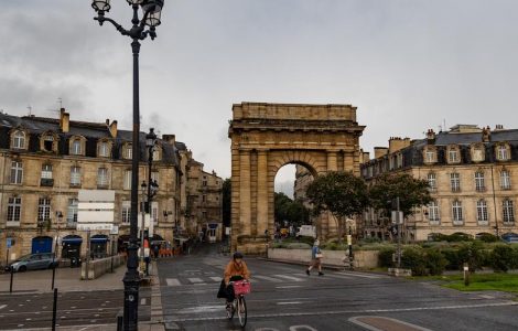 Bordeaux : un agresseur au couteau interpellé et écroué