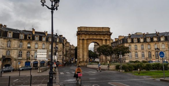 Bordeaux : un agresseur au couteau interpellé et écroué