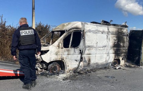 Flambée de violences à Reims, deux véhicules de la Ville incendiés