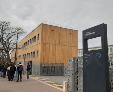 Embuscade devant le lycée Monod de Clamart : quatre élèves blessés