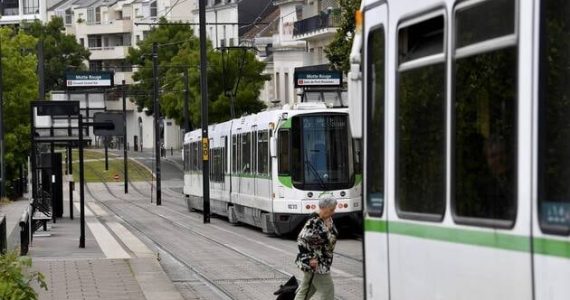 Un homme écroué pour apologie du terrorisme, exhibitionnisme et violences sur des passants à Nantes