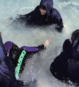 Le maire du Bourget accusé d’avoir ouvert clandestinement la piscine pour des femmes en burkini