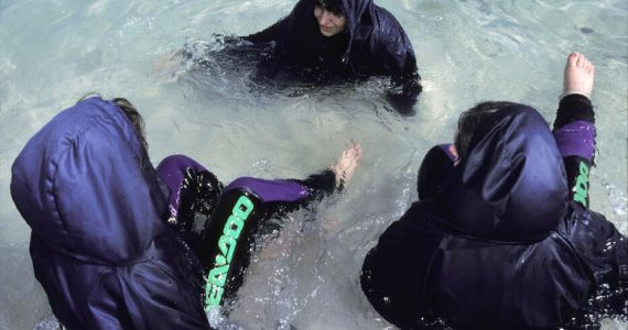 Le maire du Bourget accusé d’avoir ouvert clandestinement la piscine pour des femmes en burkini