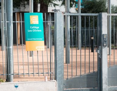 "On attend une réponse de notre hiérarchie" : le personnel du collège Les Oliviers à Nîmes exerce son droit de retrait après une alerte à la bombe