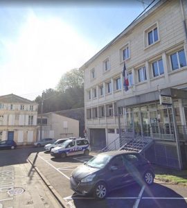 Commissariat de Saintes : un policier tire sur un homme en garde à vue après avoir été agressé au couteau