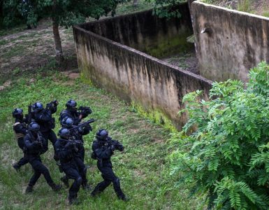 Un réseau de l’organisation Etat islamique qui voulait rallier l’Europe démantelé en Côte d’Ivoire et à Madagascar