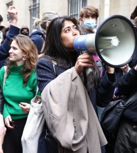 La justice ordonne à Sciences-po Paris de maintenir une conférence de Rima Hassan