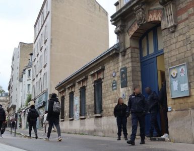 Paris : un jeune blessé au couteau aux abords d’un lycée du XVIe arrondissement