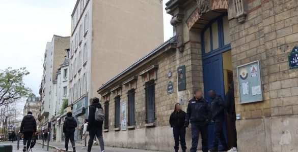 Paris : un jeune blessé au couteau aux abords d’un lycée du XVIe arrondissement