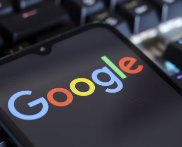 Scoop: Google won't add fact checks despite new EU law