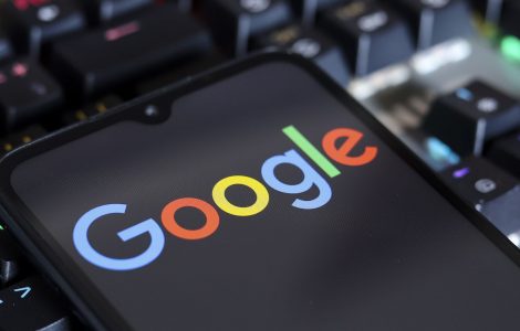 Scoop: Google won't add fact checks despite new EU law