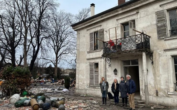 Stains : une centaine de personnes squattent une maison, les propriétaires retrouvent un bien « ravagé »