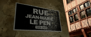 Des rues "Jean-Marie Le Pen" collées dans la nuit à Rouen, la mairie fait un signalement au procureur