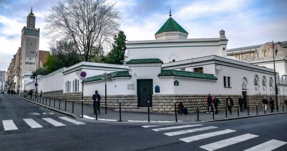 Halal : la petite cuisine de la Grande mosquée de Paris