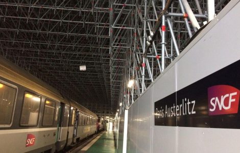 Gare d’Austerlitz : les forces de l’ordre ouvrent le feu sur un homme qui les menaçait avec une arme factice