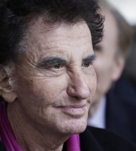 Bousculé lors d’un rassemblement à Paris, Jack Lang transporté à l’hôpital